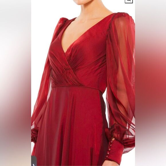 Macduggal Chiffon Sleeve Gown NWT 67873 - Picture 2 of 7